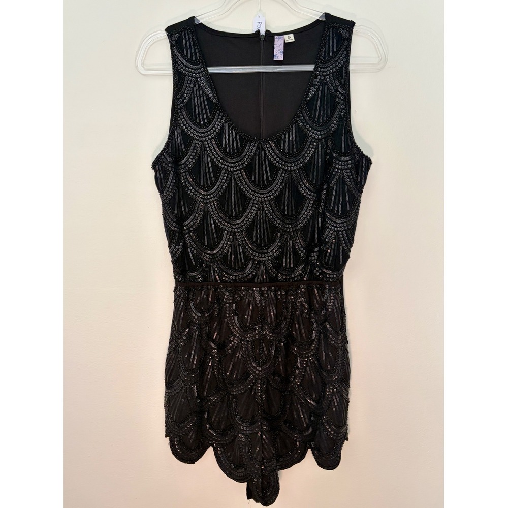 Alya Black Sequin Beaded Art Deco Romper Sleeveless Scalloped Hem Small